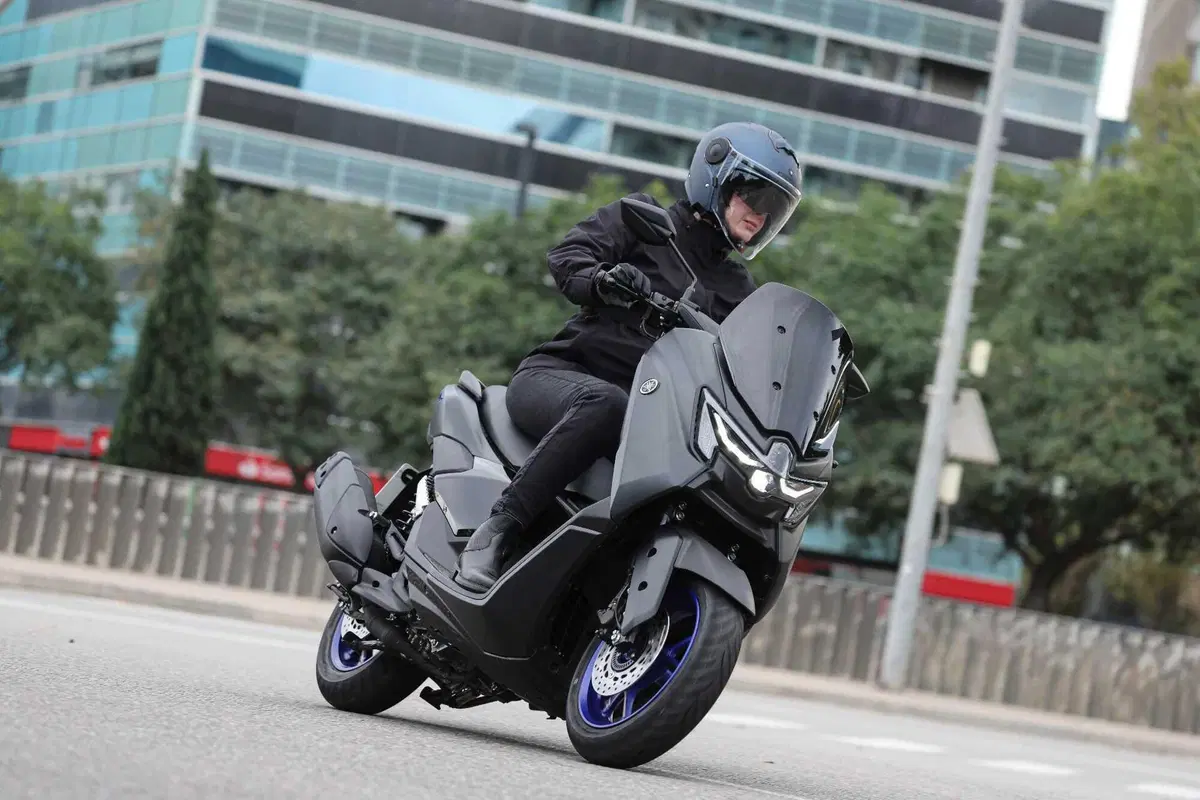 Yamaha NMax 125 TEST: pronto per il nuovo Codice della Strada! (12)