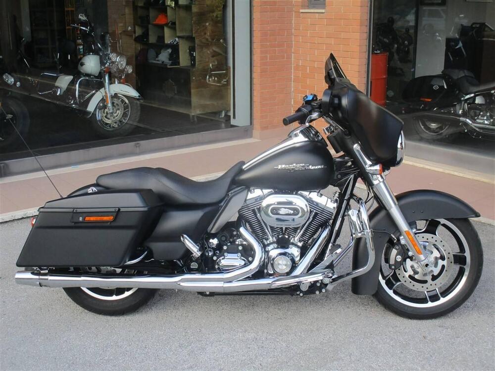 Harley-Davidson 1584 Street Glide (2008 - 10) - FLHX