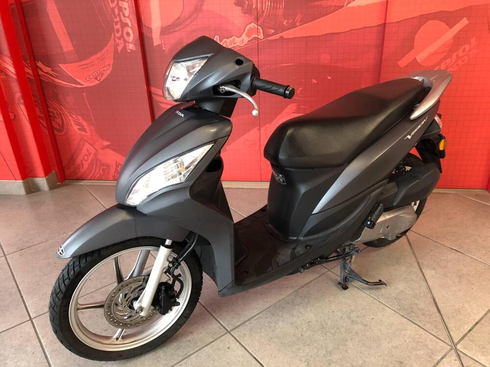 Honda Vision 50 (2011 - 17) (2)