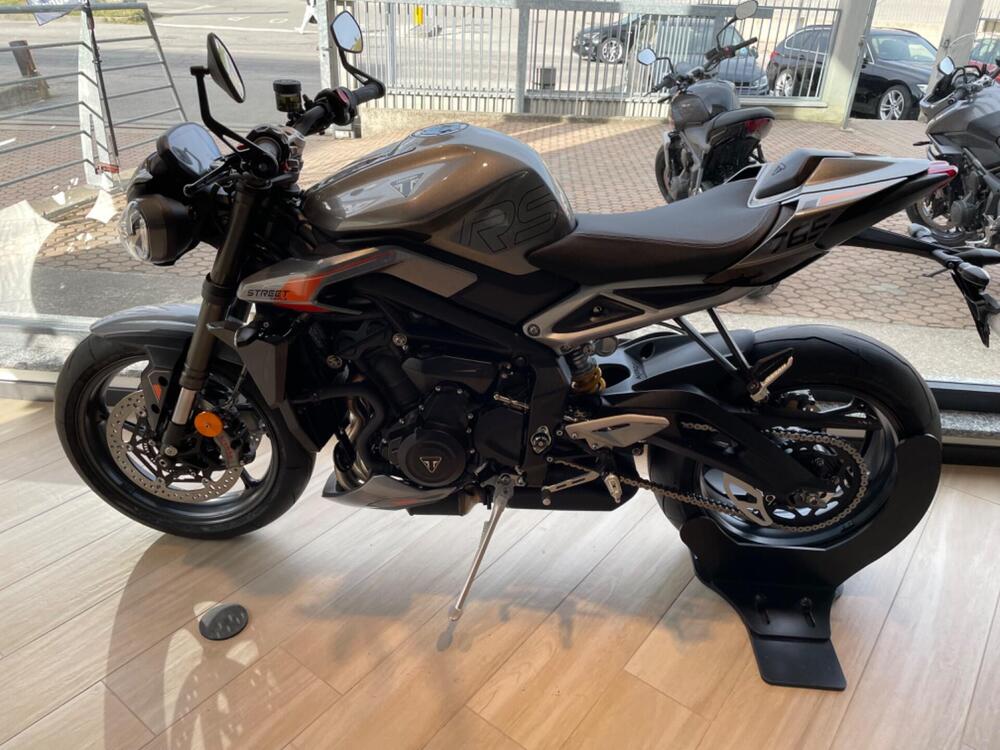 Triumph Street Triple 765 RS (2023 - 24) (3)