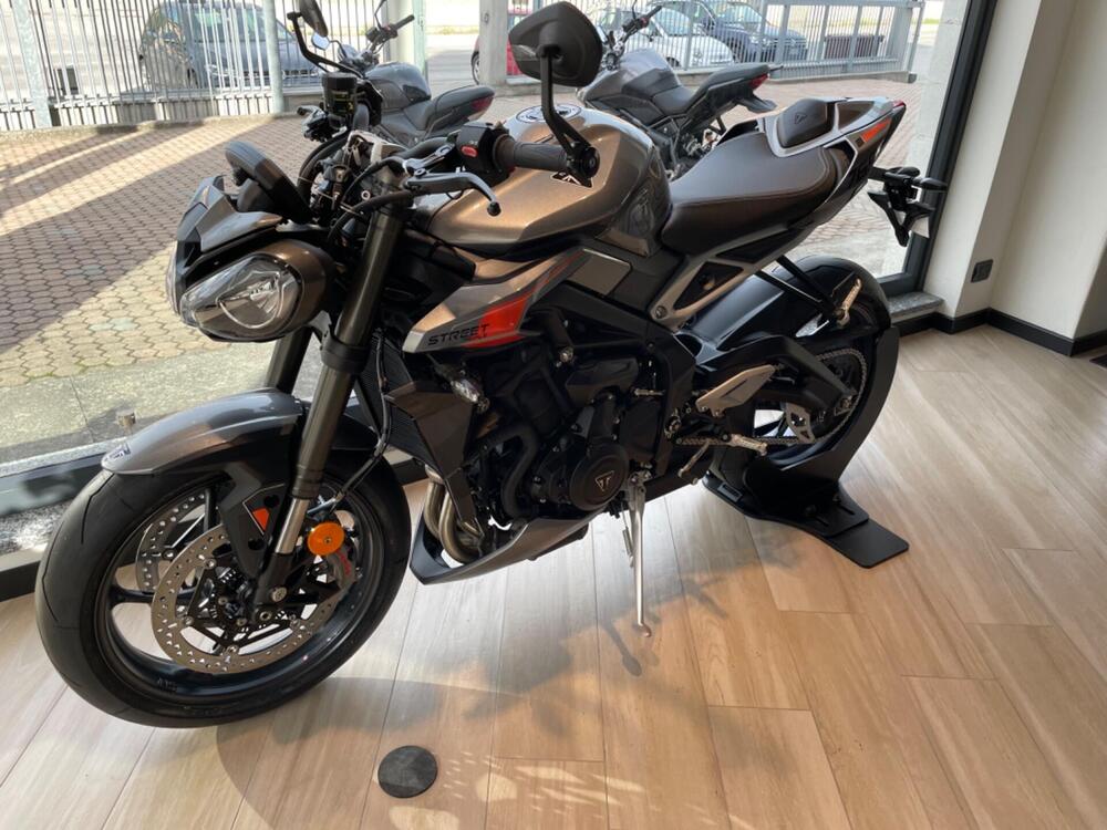 Triumph Street Triple 765 RS (2023 - 24) (4)