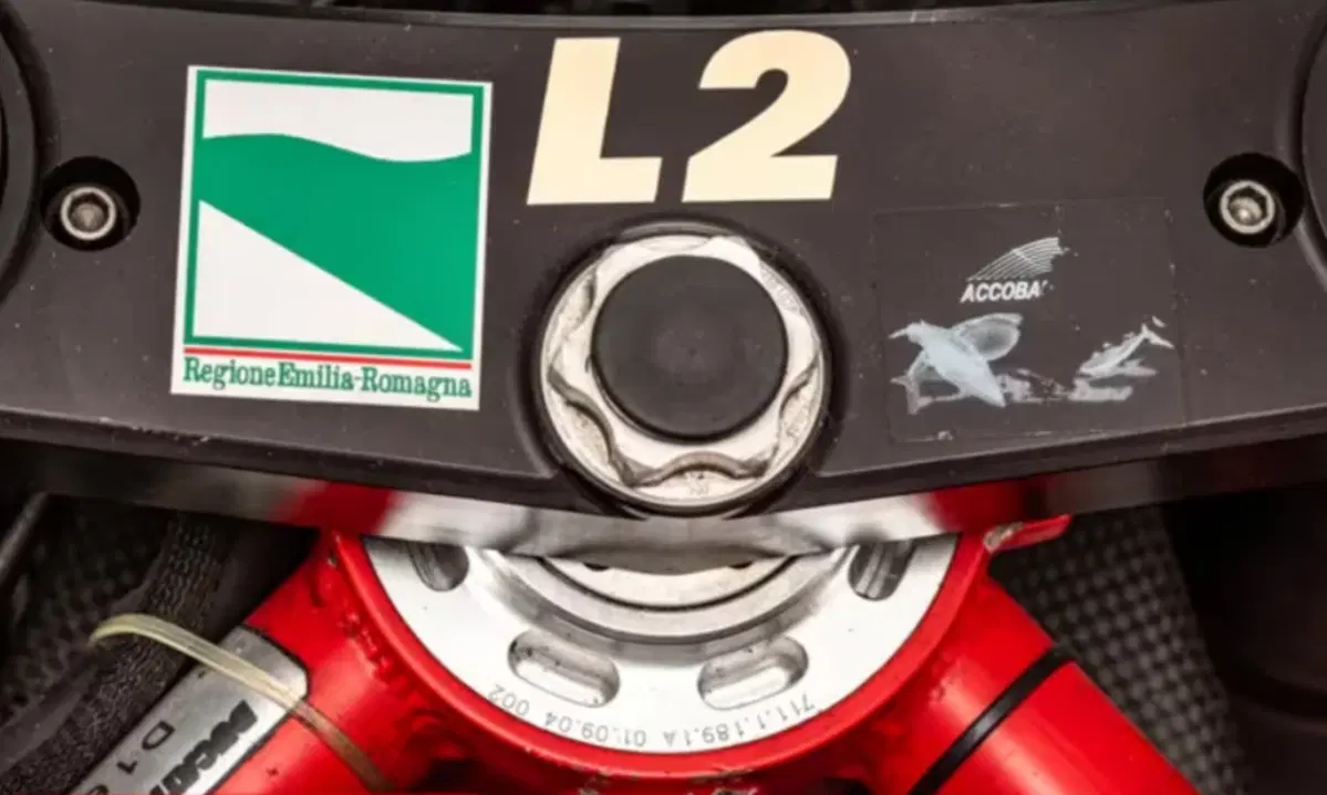 Un'altra Ducati Desmosedici all'asta! (2)