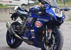 Yamaha YZF R1 (2020 - 24) usata