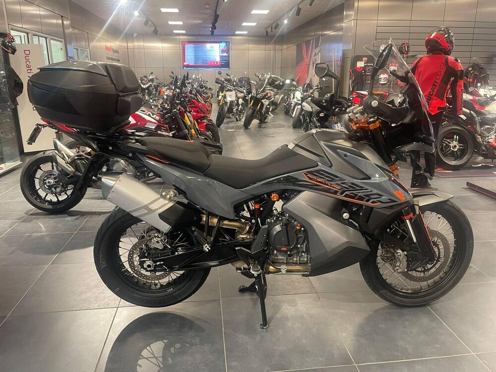 KTM 890 Adventure (2022)