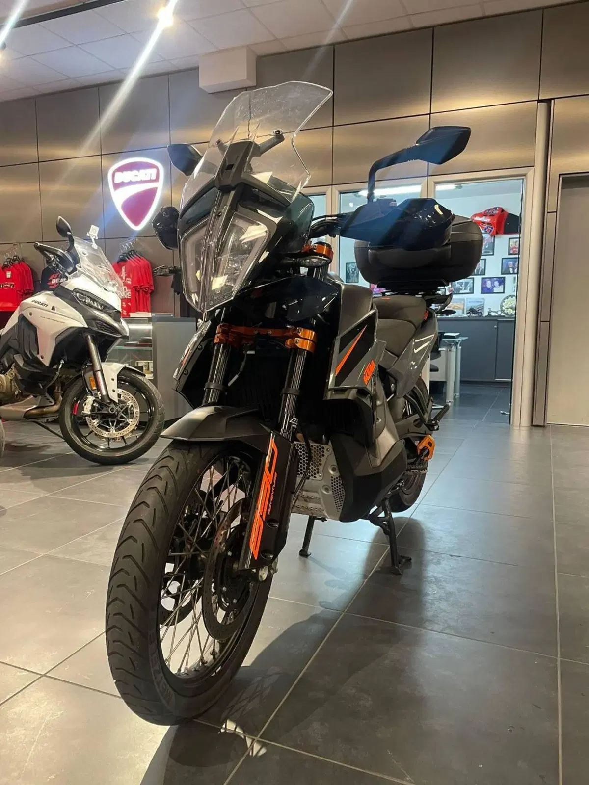 KTM 890 Adventure (2022) (8)
