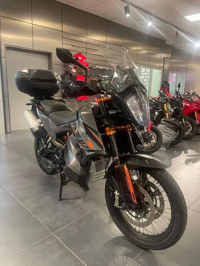 KTM 890 Adventure (2022) usata