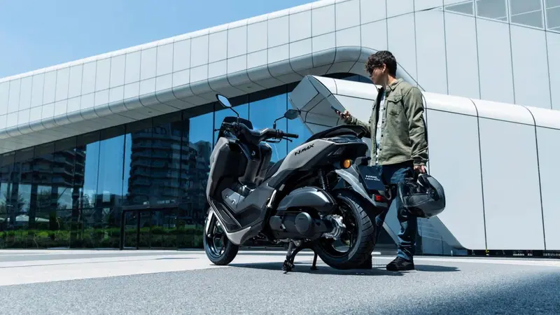 Yamaha N-Max 125 Tech Max (2025 - 26) (15)