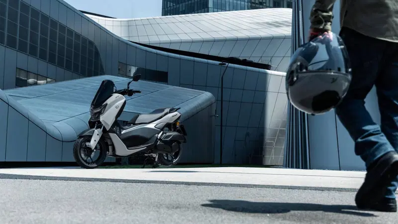 Yamaha N-Max 125 Tech Max (2025 - 26) (16)