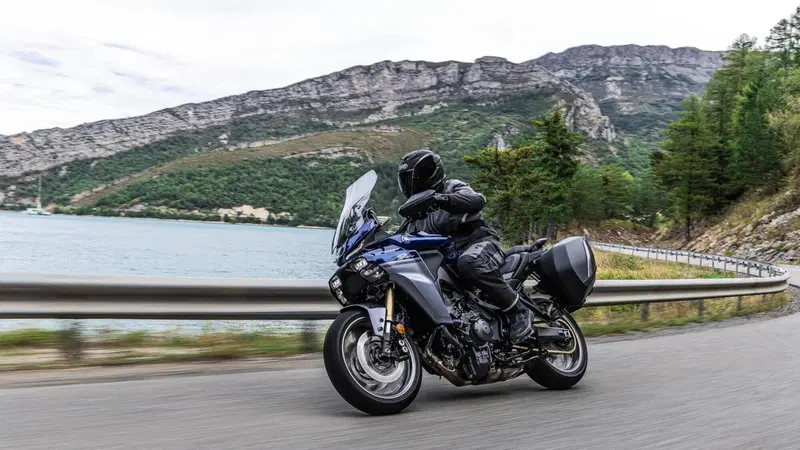 Yamaha Tracer 9 GT+ Y-AMT (2025 - 26) (16)