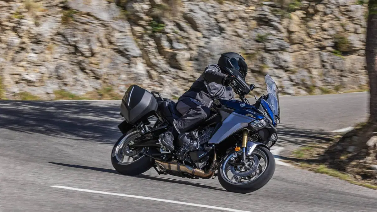 Yamaha Tracer 9 GT+ Y-AMT (2025 - 26) (20)