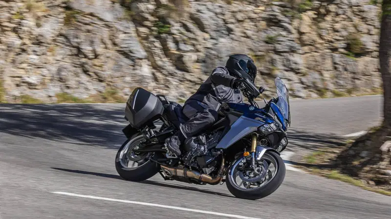 Yamaha Tracer 9 GT+ Y-AMT (2025 - 26) (20)
