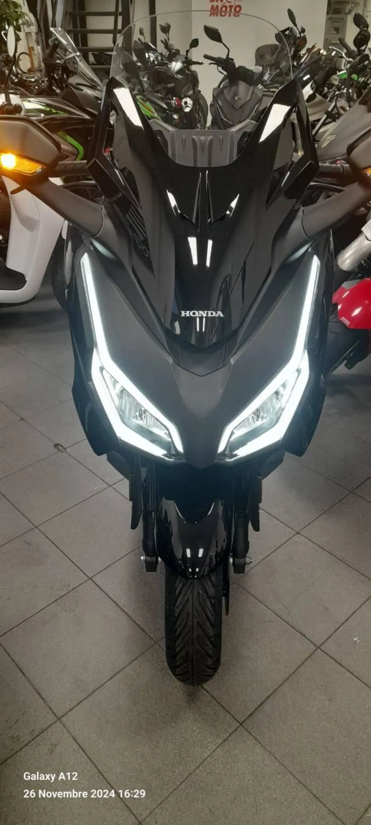 Honda Forza 350 (2025 - 26) (3)