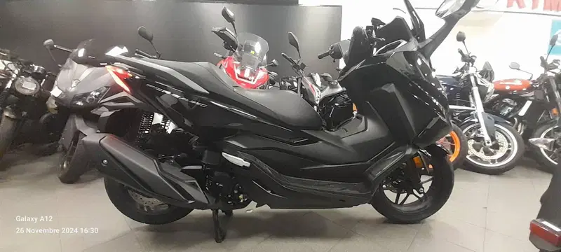 Honda Forza 350 (2025 - 26) (5)
