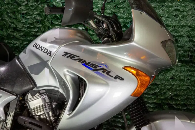 Honda Transalp XL 650V (2000 - 04) (2)