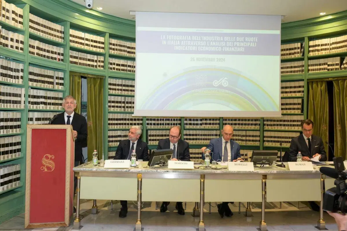 ANCMA mostra al Senato la “foto” della bella realtà italiana delle 2 Ruote. Ma noi lo sapevamo… (28)