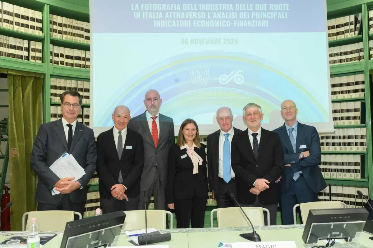 ANCMA mostra al Senato la “foto” della bella realtà italiana delle 2 Ruote. Ma noi lo sapevamo… (34)