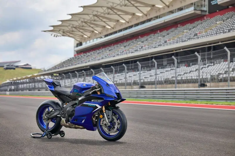 Yamaha YZF R9 (2025 - 26) (16)