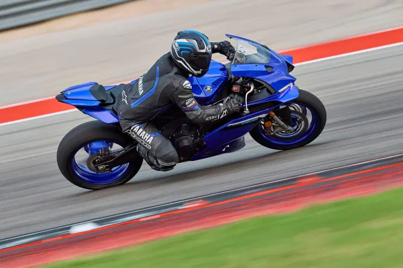 Yamaha YZF R9 (2025 - 26) (19)