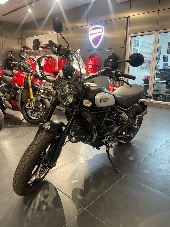 Ducati Scrambler 800 Icon Dark (2021 - 22) (4)