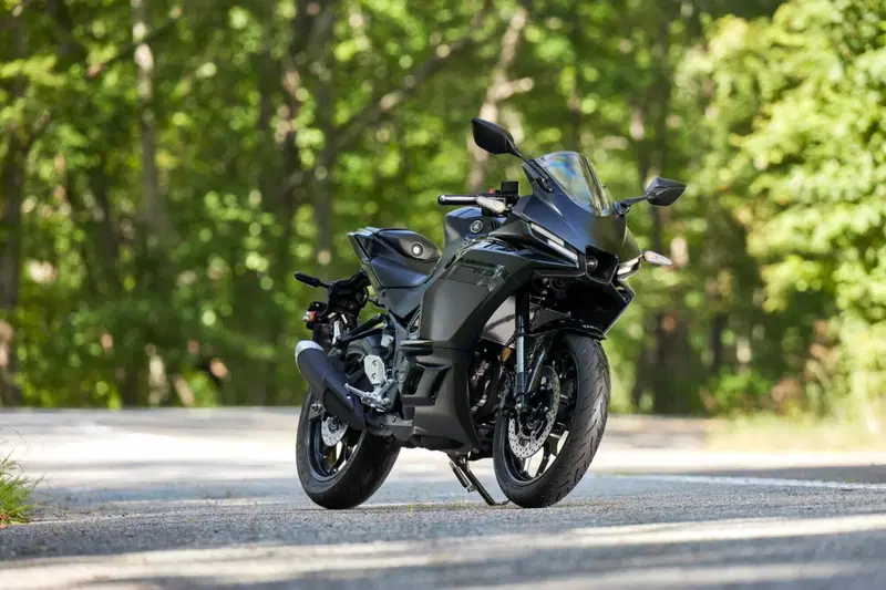 Yamaha YZF R3 (2025 - 26) (7)