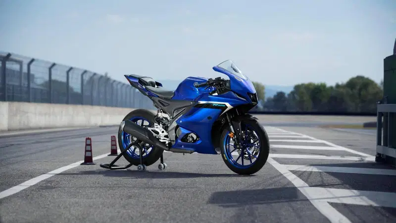 Yamaha YZF R125 (2023 - 26) (9)