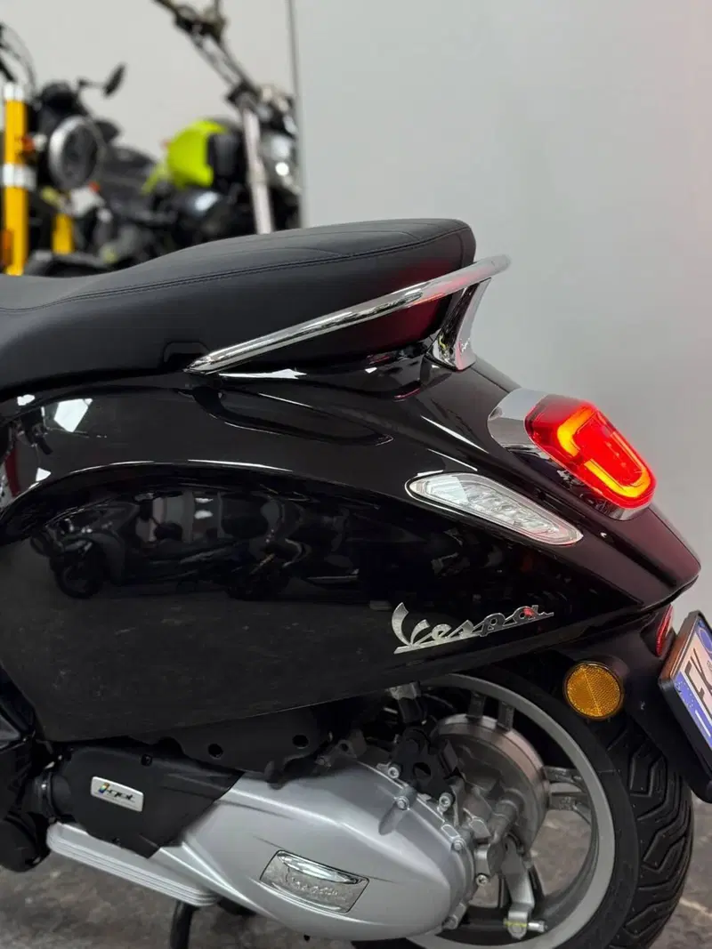 Vespa Primavera 125 (2024 - 25) (8)