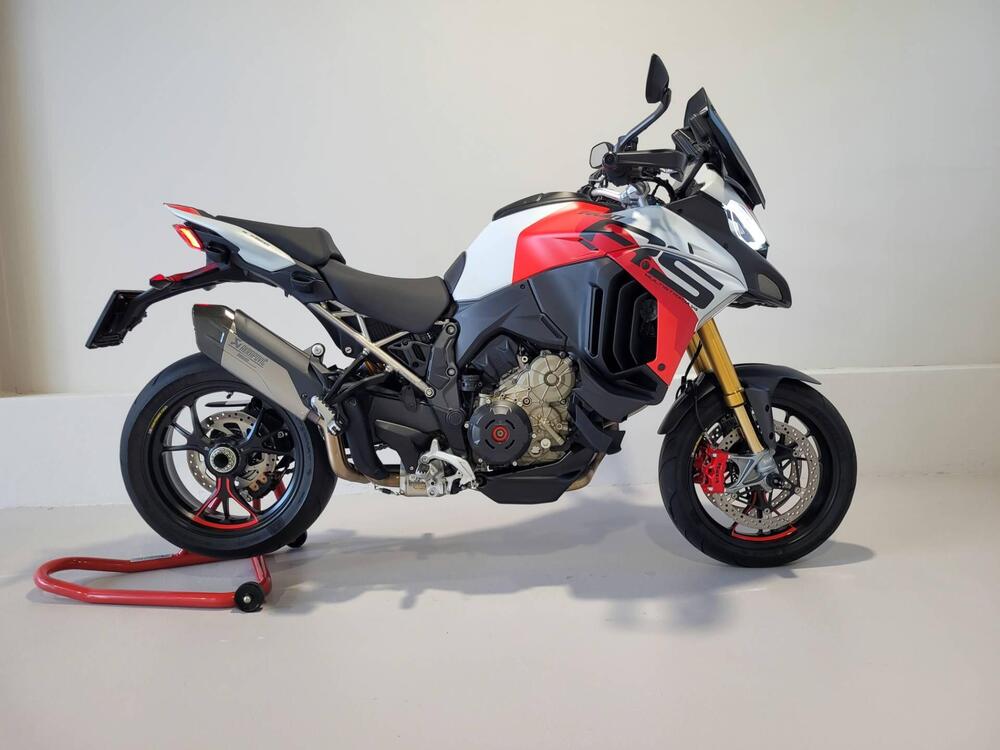 Ducati Multistrada V4 RS (2024)