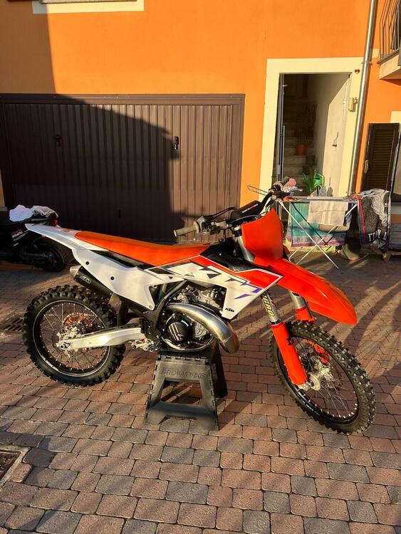 KTM 250 SX (2023)