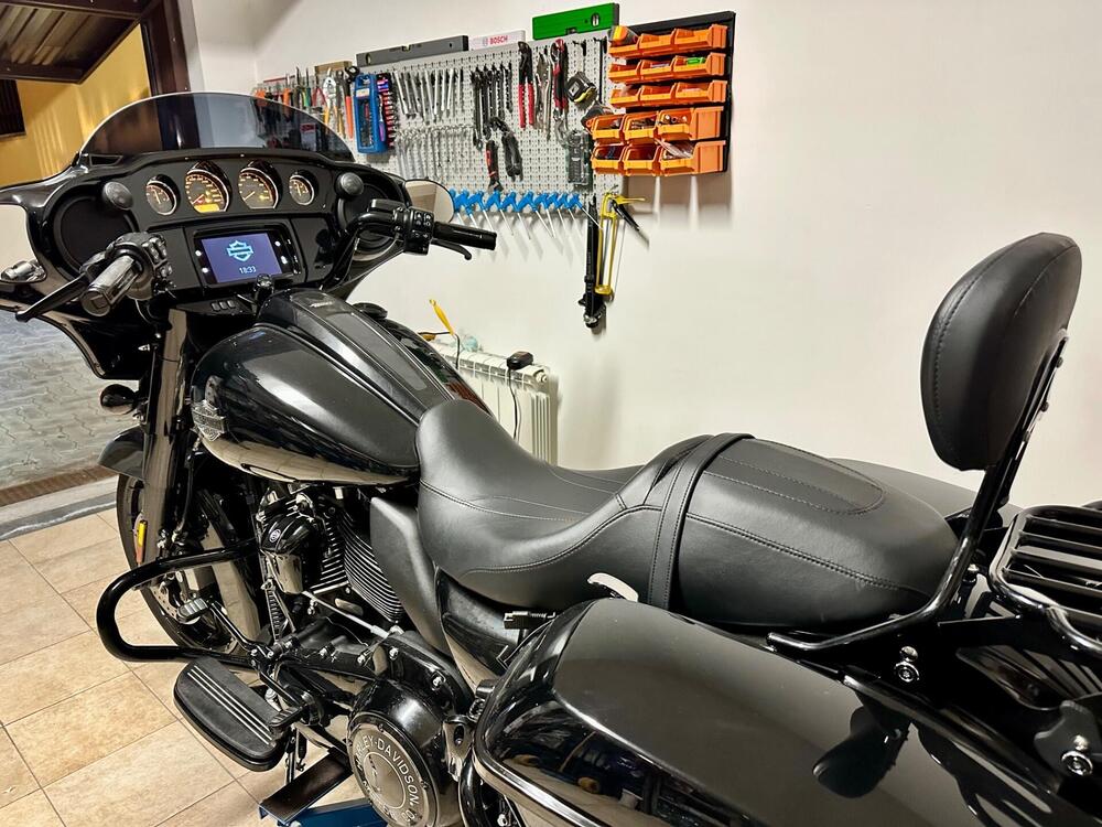 Harley-Davidson 114 Street Glide Special (2019 - 20) - FLHXS (5)