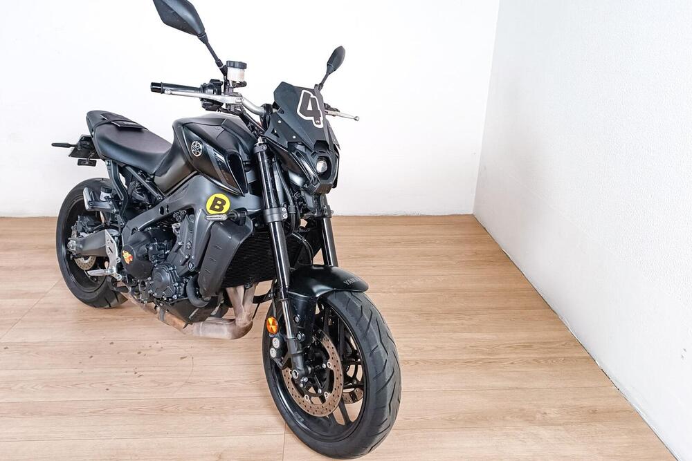 Yamaha MT-09 (2021 - 23) (2)