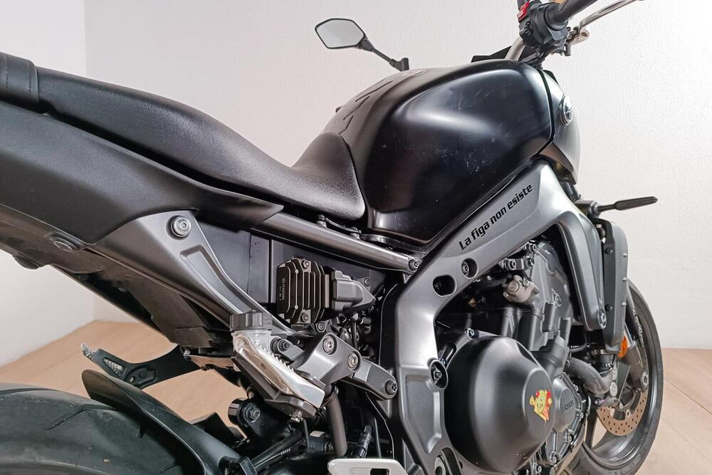 Yamaha MT-09 (2021 - 23) (4)