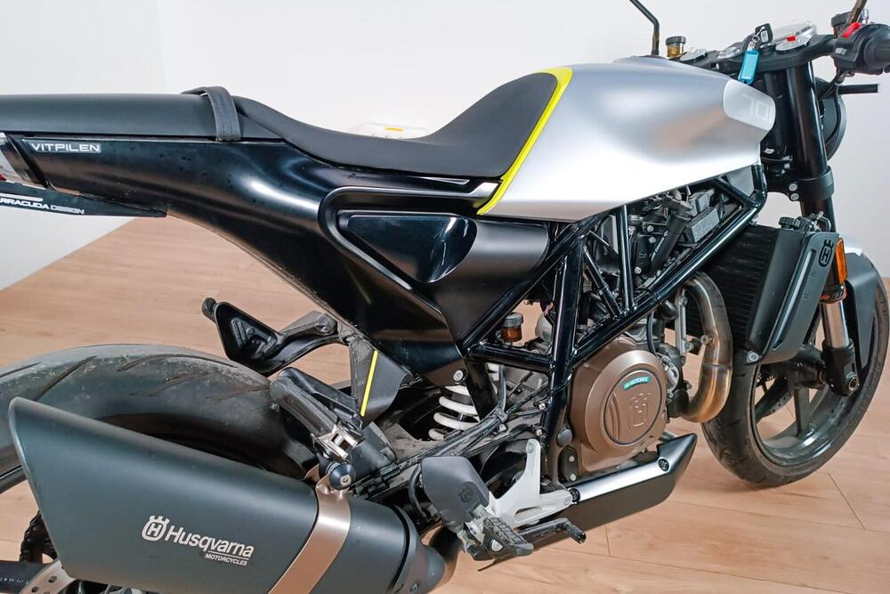 Husqvarna Vitpilen 701 (2018 - 19) (4)