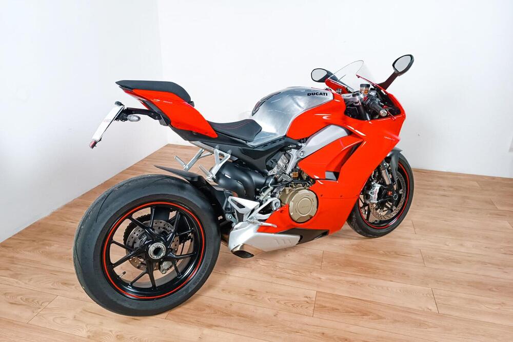 Ducati Panigale V4 (2025) (3)