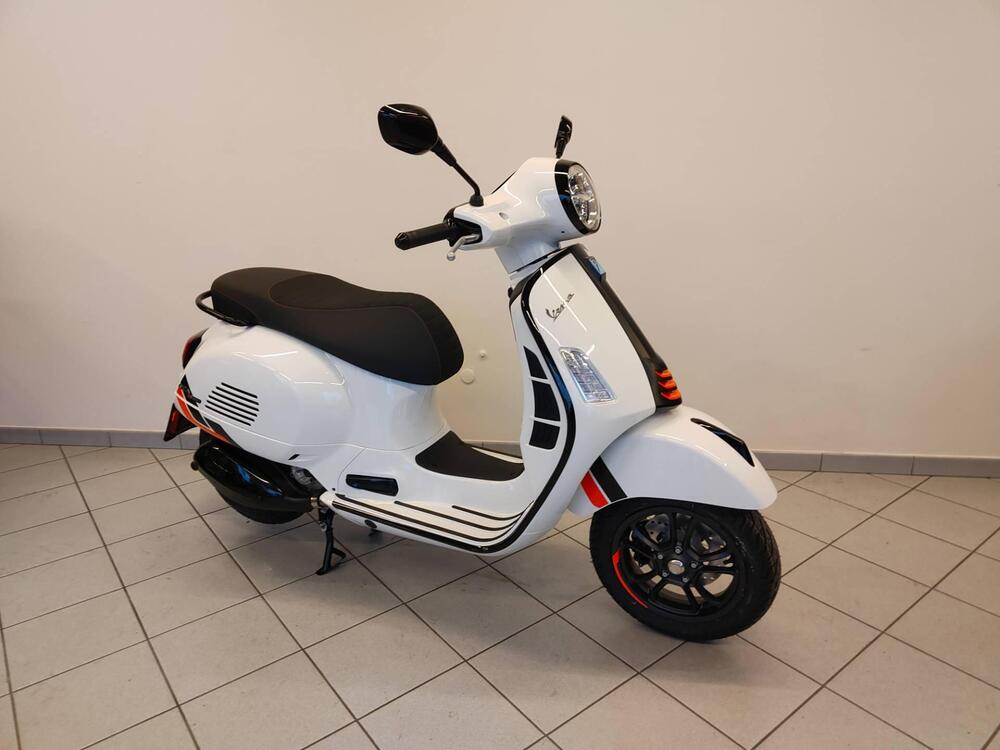 Vespa GTS 310 Supersport (2025)