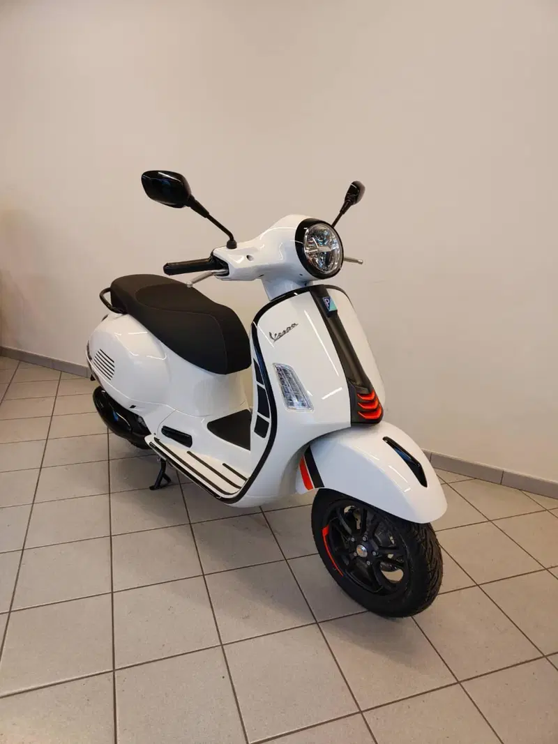 Vespa GTS 310 Supersport (2025 - 26) (5)