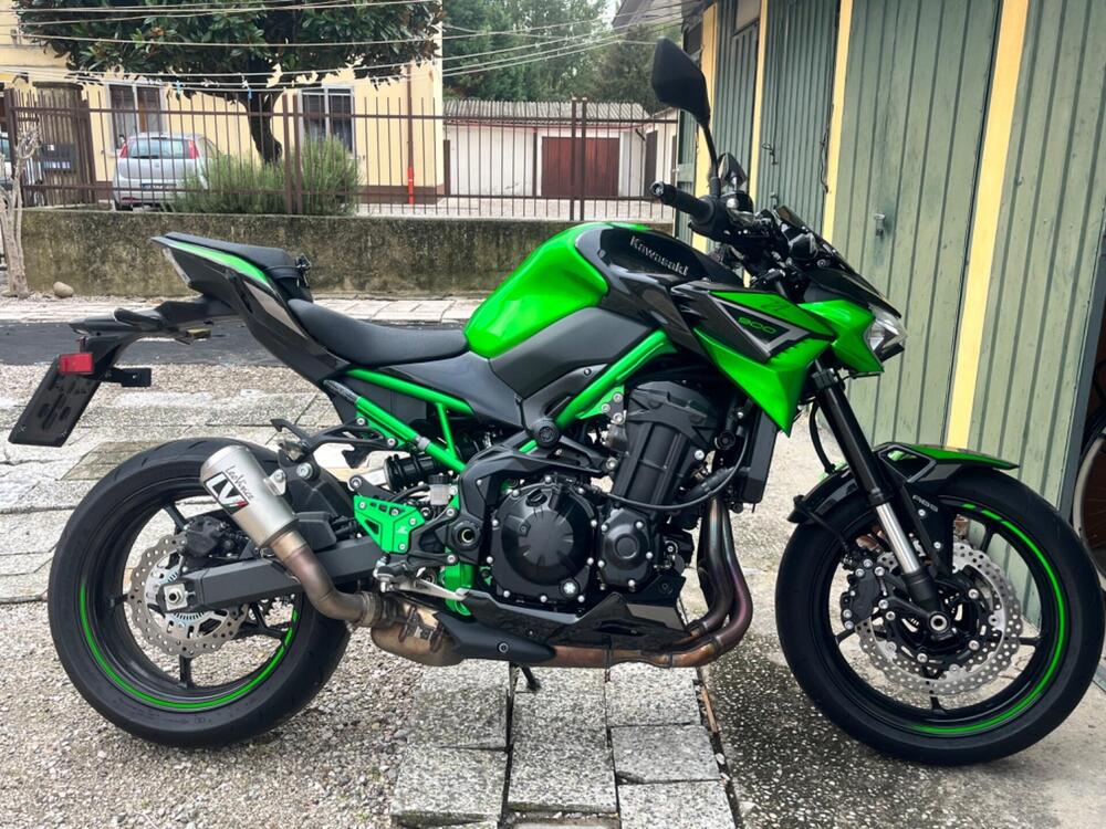 Kawasaki Z 900 (2021 - 24) (2)