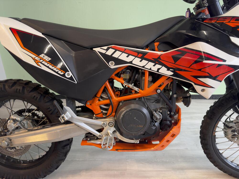 KTM 690 Enduro R (2012 - 17) (4)