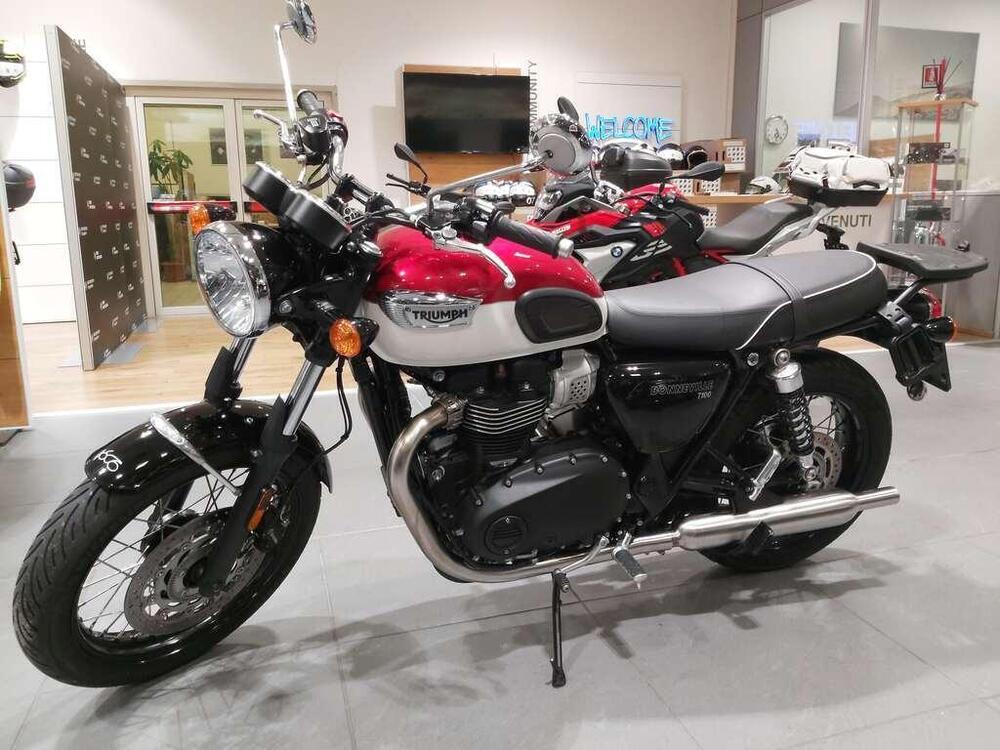 Triumph Bonneville T100 (2021 - 25) (4)