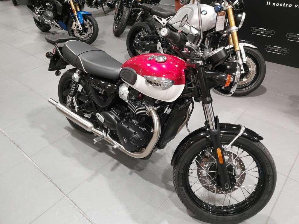 Triumph Bonneville T100 (2021 - 25) (2)