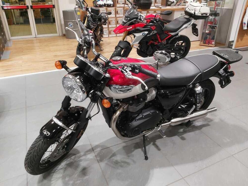 Triumph Bonneville T100 (2021 - 25) (3)