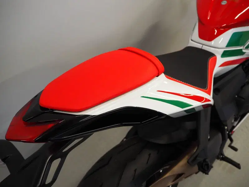 MV Agusta F3 800 RC (2022 - 25) (6)