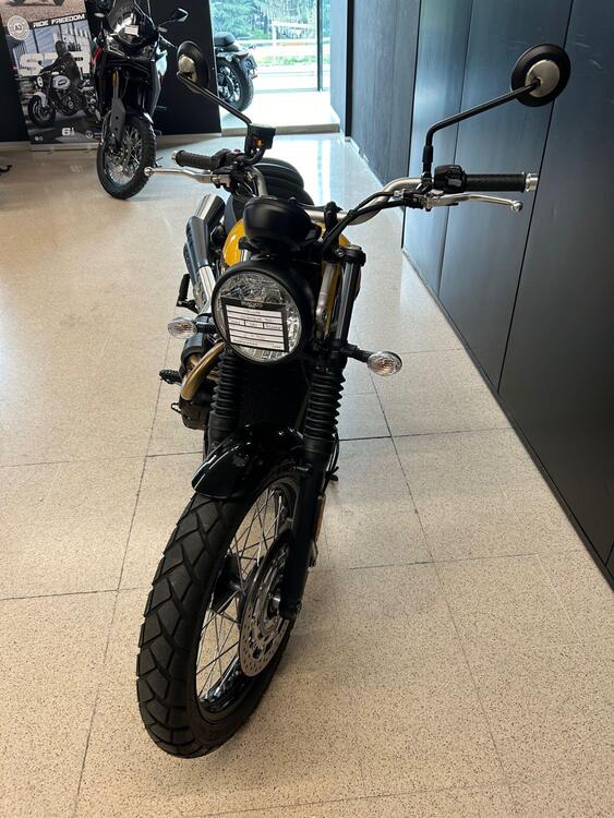 Triumph Street Scrambler 900 (2021 - 22) (3)