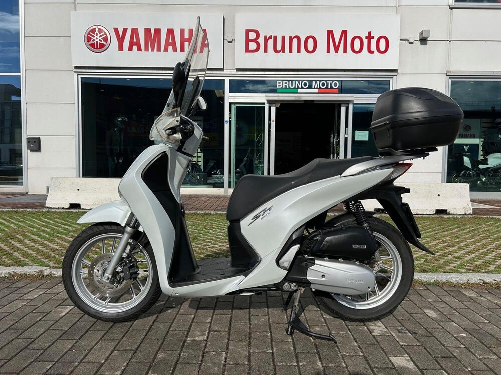 Honda SH 150 i ABS (2013 - 16) (2)