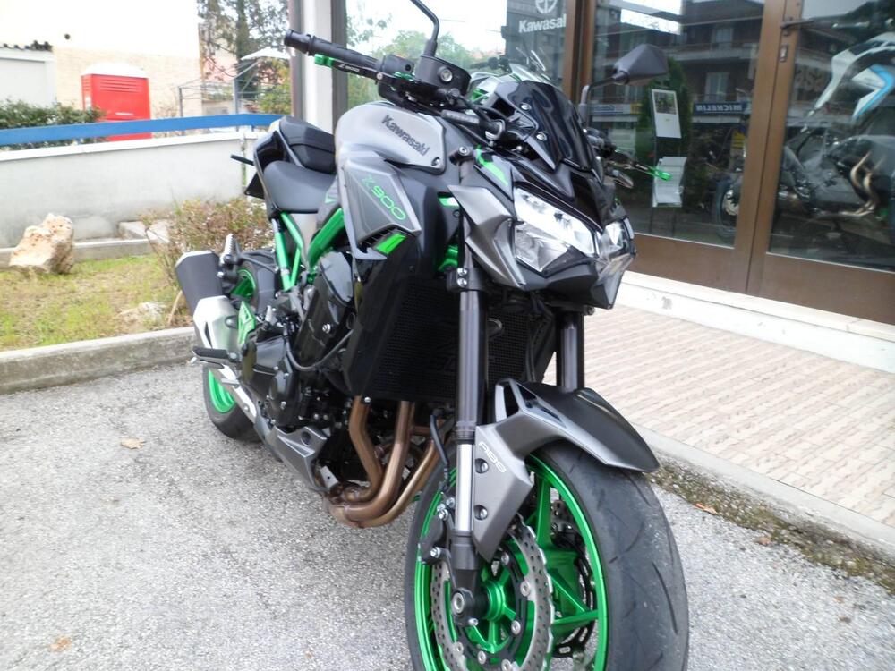 Kawasaki Z 900 (2021 - 24) (2)