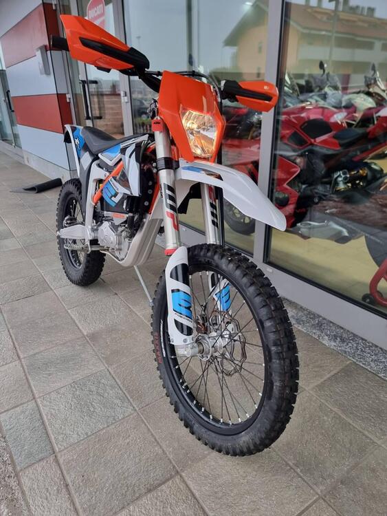 KTM Freeride E-XC (2023 - 24) (4)