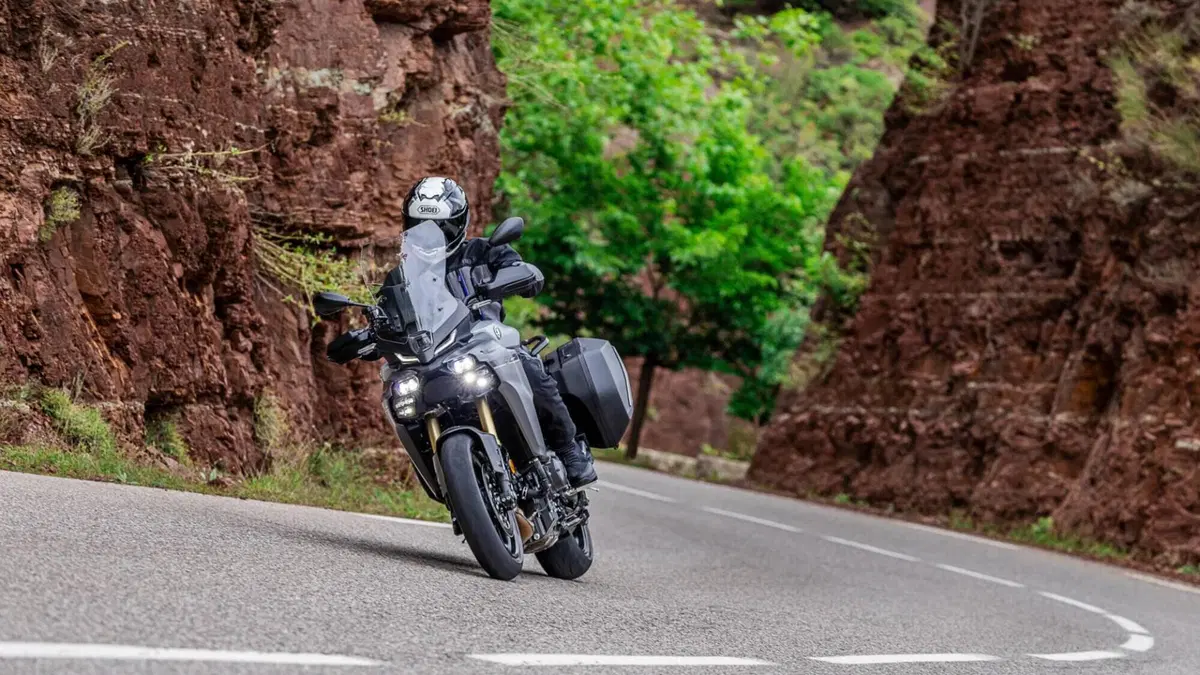 Yamaha Tracer 9 GT Y-AMT (2025 - 26) (16)