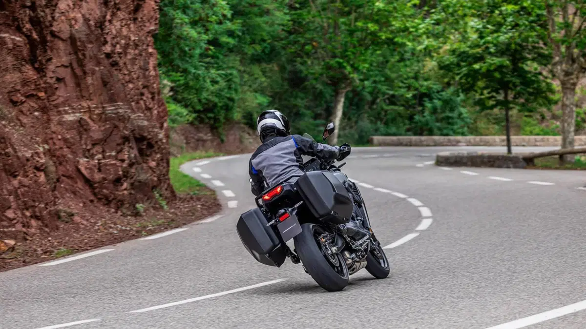 Yamaha Tracer 9 GT (2025 - 26) (17)