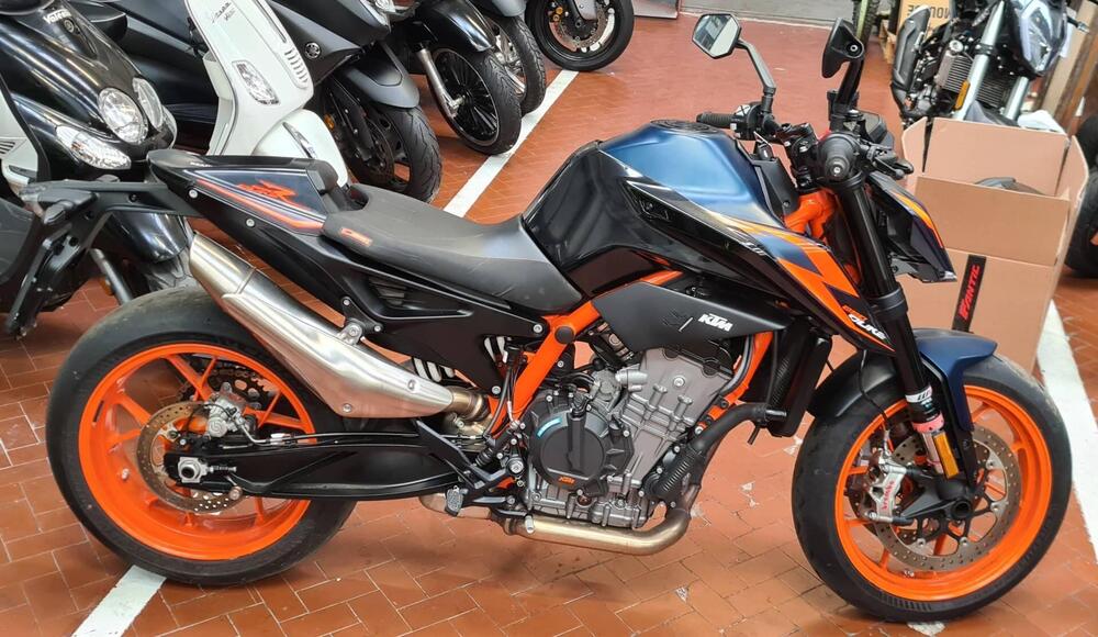 KTM 890 Duke R (2022 - 23)