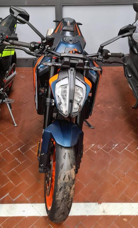 KTM 890 Duke R (2022 - 23) (4)