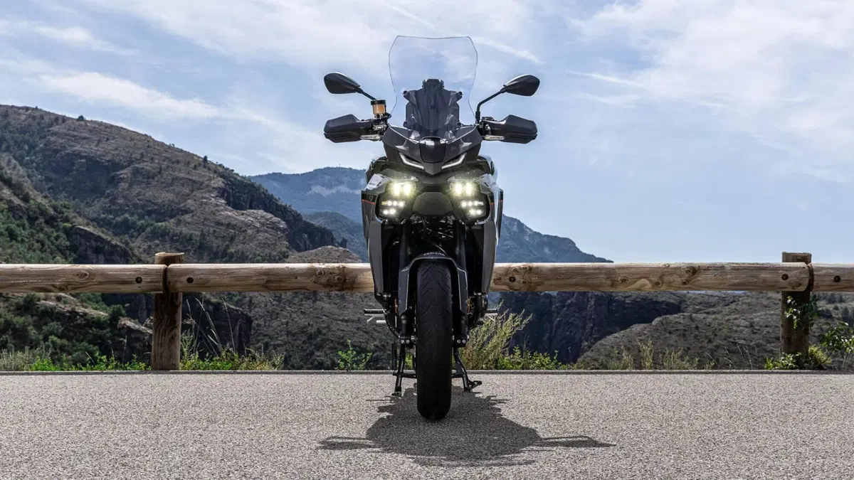 Yamaha Tracer 9 (2025 - 26) (16)